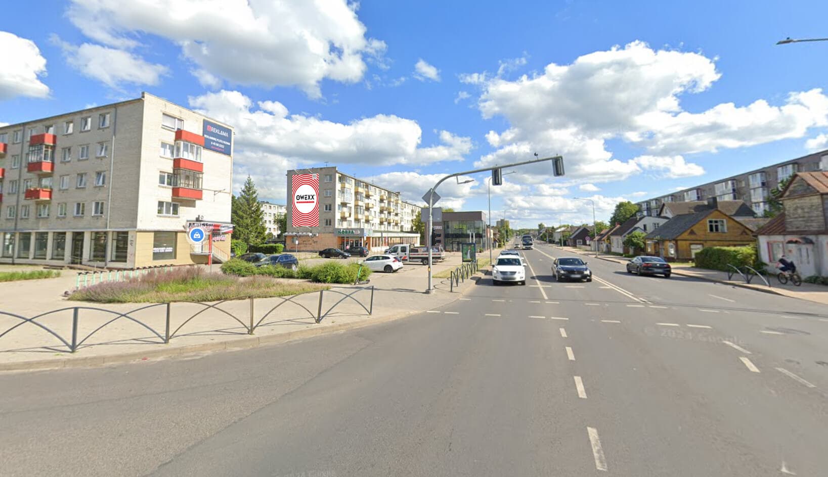 Reklamos stendas Panevėžys – J. Basanavičiaus g. 7
