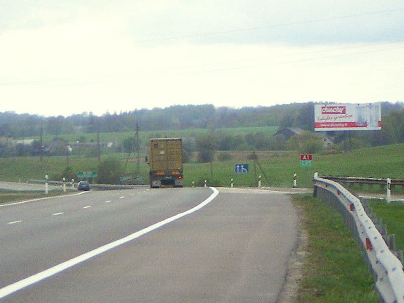 Reklamos stendas, Kaunas–Klaipėda 206km