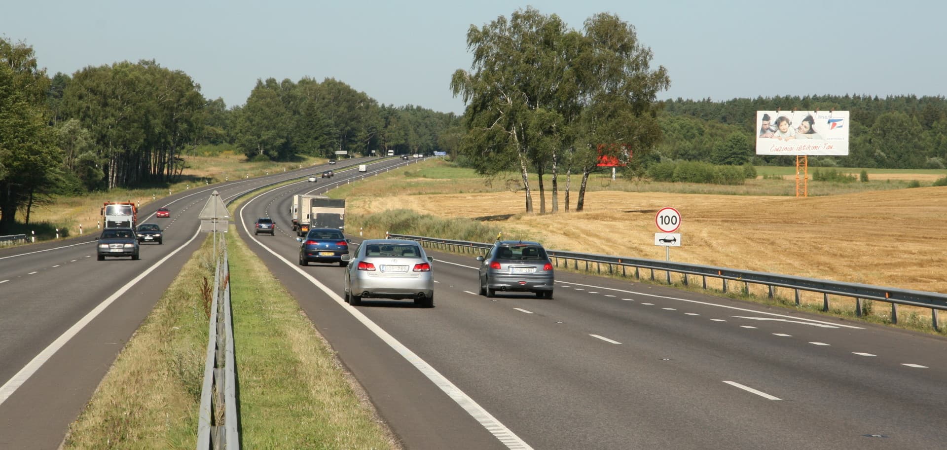 Klaipėda - Kaunas - Vilnius, Strošiūnai (kairėje pusėje)
