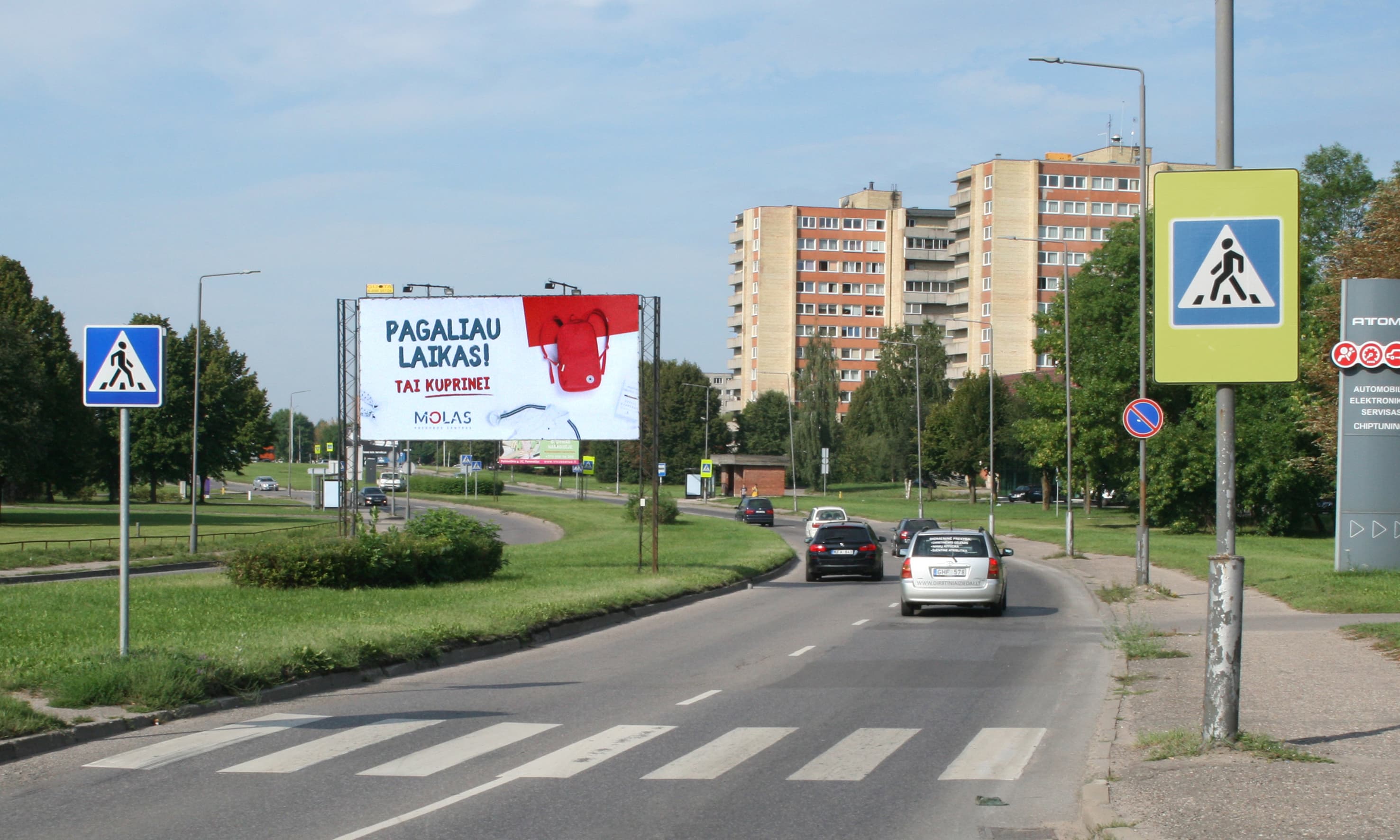 Reklamos stendas – Taikos pr., prie pastato Nr. 127 ("MELGA"), Kaunas (A pusė)