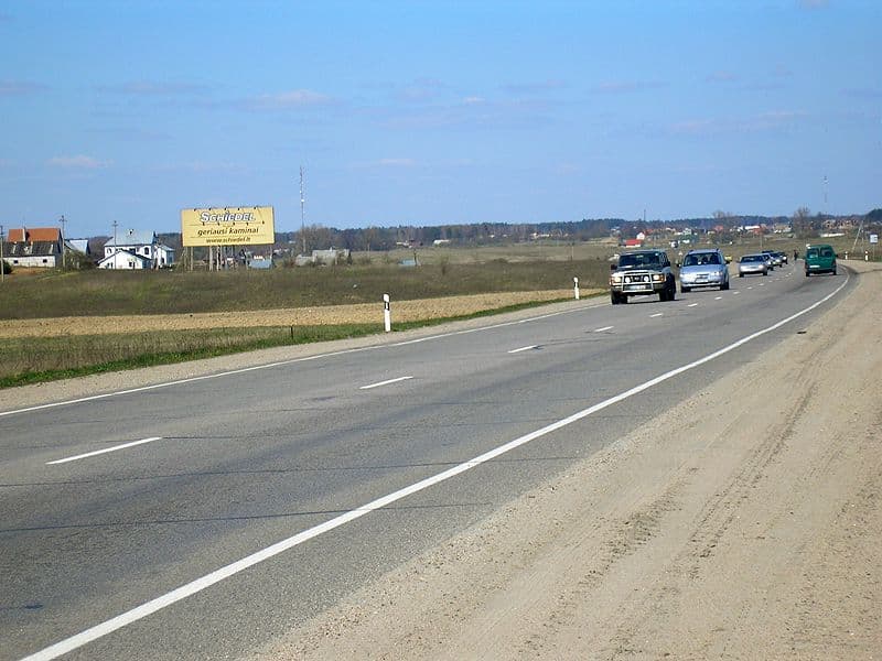 Reklamos stendas, Vilnius–Molėtai 13km (K pusė)