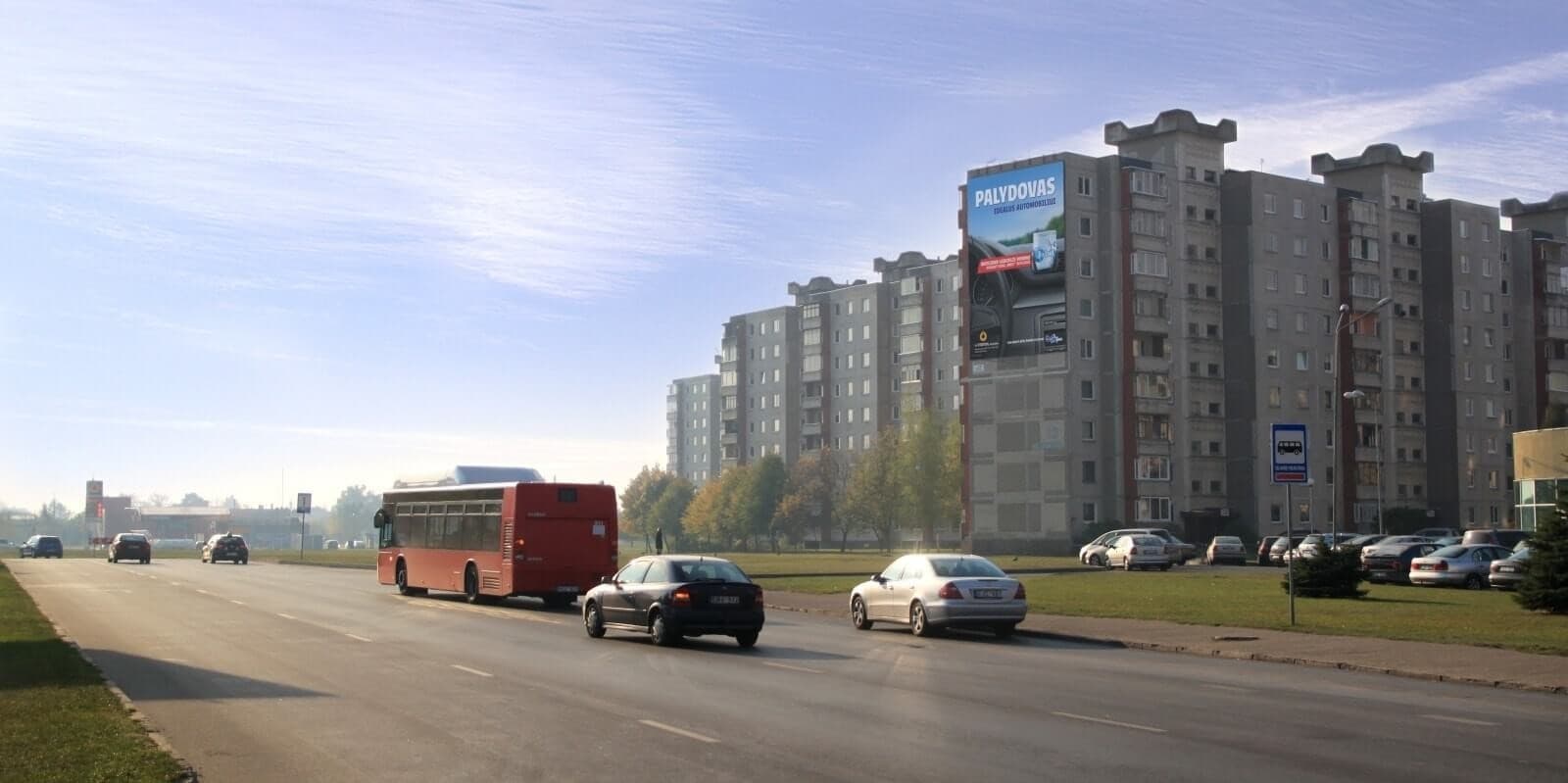 Žemaičių pl. 40, prie PC IKI, link centro, Kaunas (B pusė)