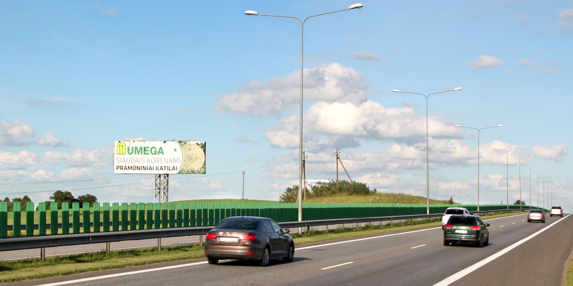 Autostrada A1, Kaunas - Vilnius (kairėje pusėje), 41 km nuo Vilniaus