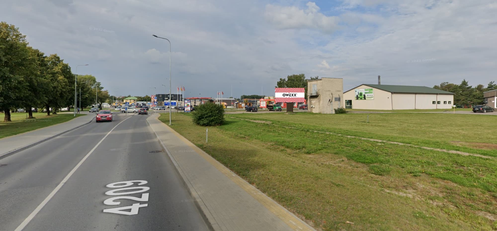 Reklamos stendas Šilutė – Cintijoniškių g. ir Pramonės g. sankryža, Šilutė (dešinėje pusėje)