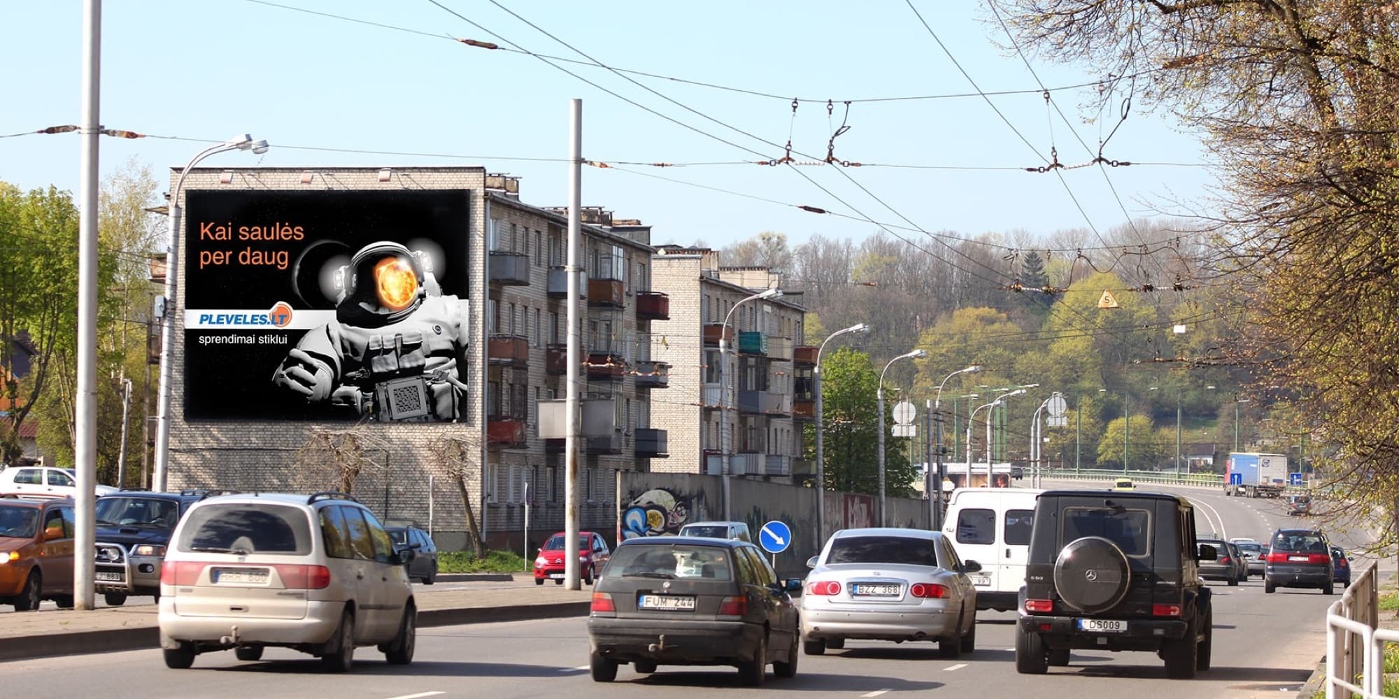 Čiurlionio g., šalia geležinkelio stoties ir turgaus, link centro, Kaunas