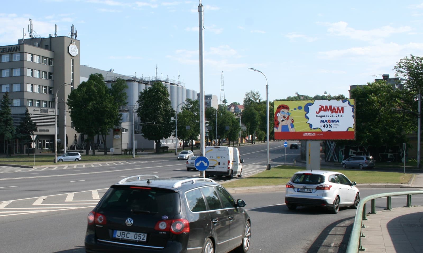 Reklamos stendas – M.K.Čiurlionio g. ir Kaunakiemio g. sankryža, netoli Kaunakiemio g. įvažos, Kaunas (B pusė)