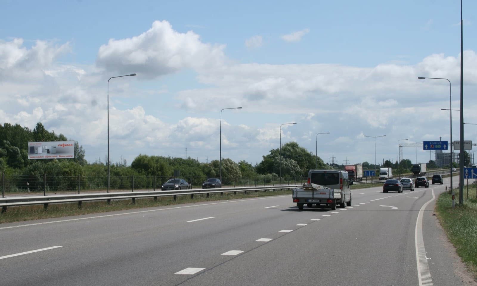 Magistralinis stendas – Prie Kauno, Islandijos pl., prie įvažiavimo iš magistralės A6 į A1 (B pusė)