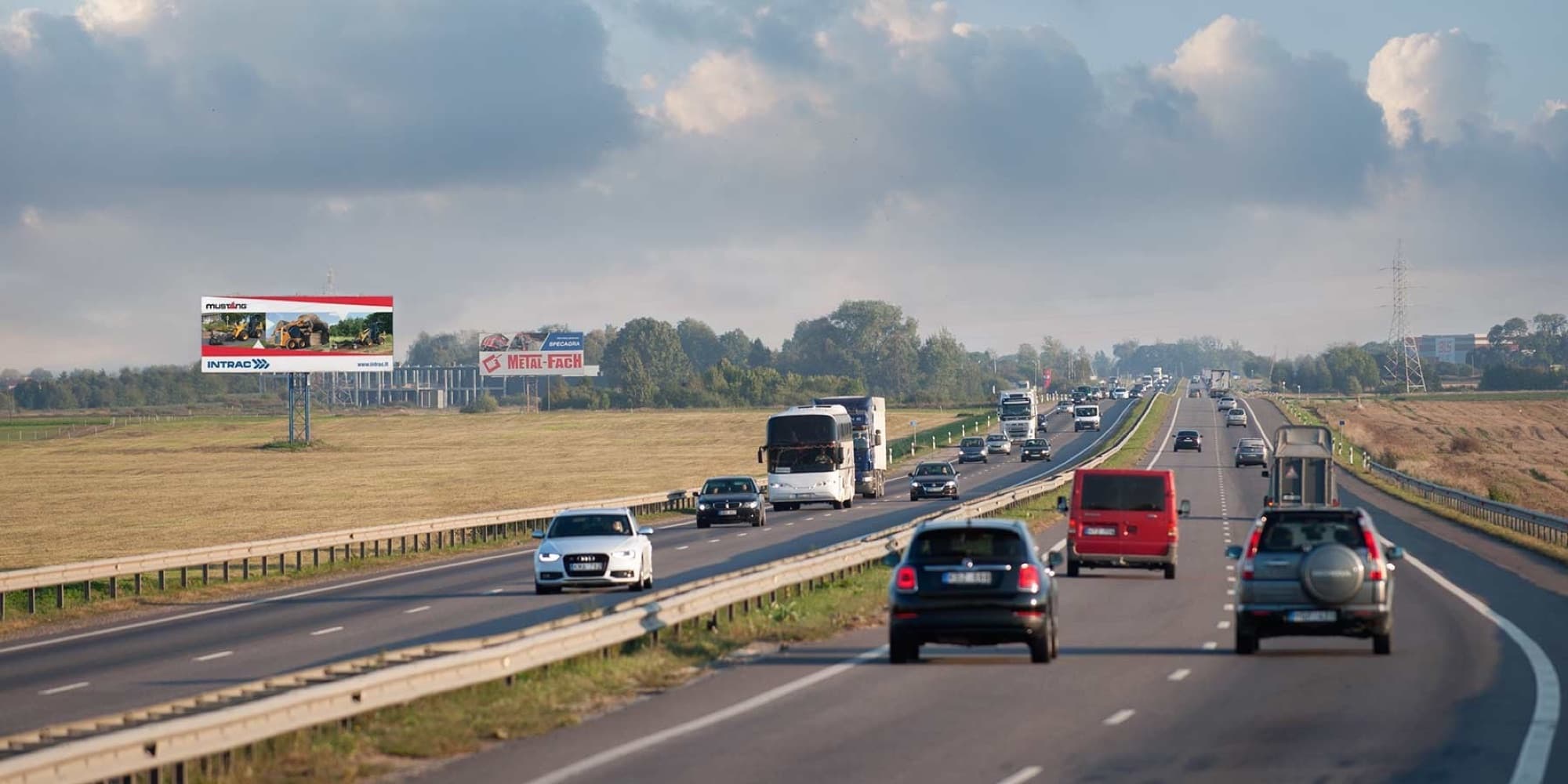 Via Baltica kelias, Kaunas - Marijampolė (kairėje pusėje), 2,5 km nuo Kauno