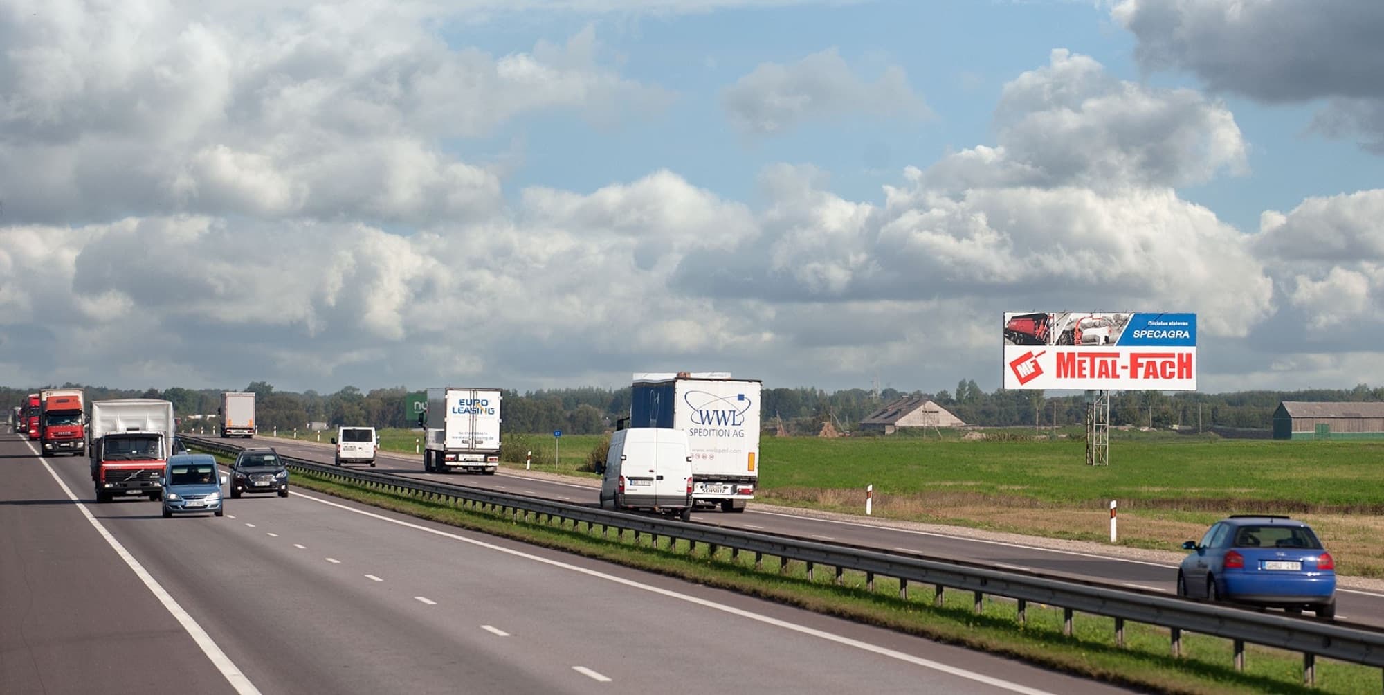 Via Baltica kelias, Marijampolė - Kaunas (dešinėje pusėje), 3 km nuo Kauno