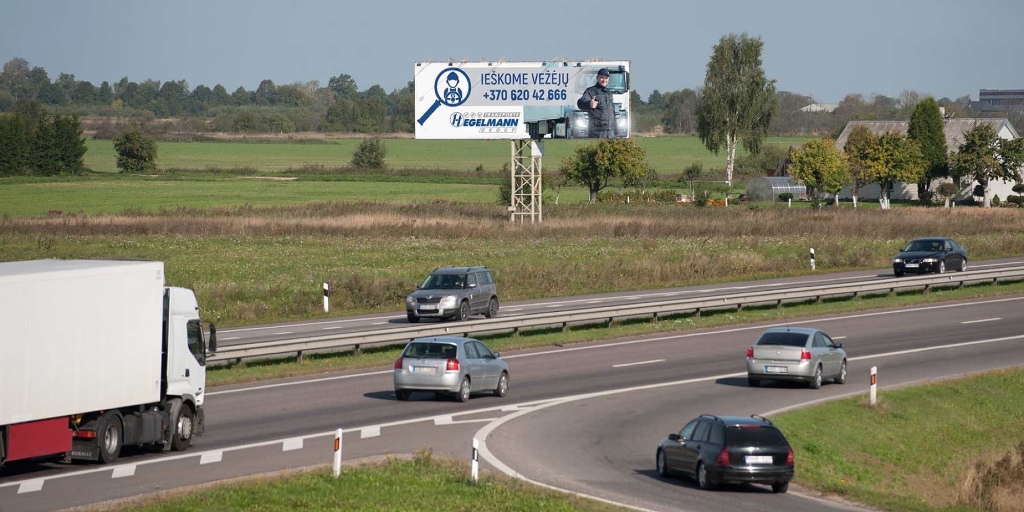 Via Baltica kelias, Marijampolė - Kaunas (dešinėje pusėje), 5 km nuo Kauno