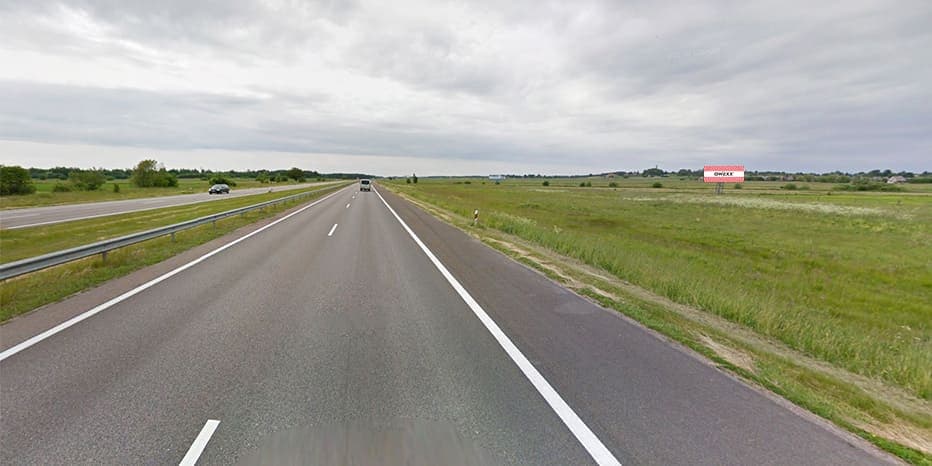 Reklamos stendas Vilnius - Kaunas - Klaipėda, 183 km nuo Vilniaus II (dešinėje pusėje)