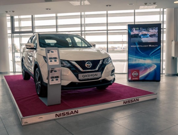 Automobilio ekspozicija — Kauno oro uostas
